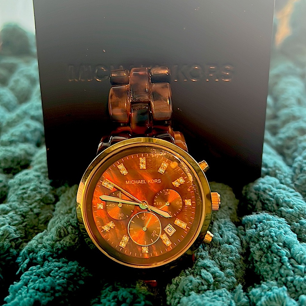 Michael Kors tortoise color watch with links